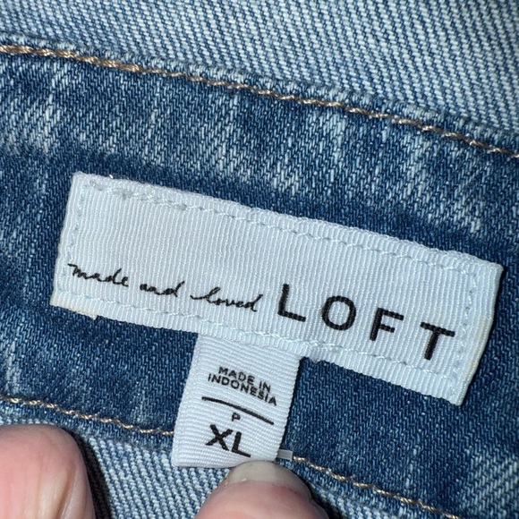 Loft Petite Denim Jacket - LIKE NEW - Picture 3 of 6